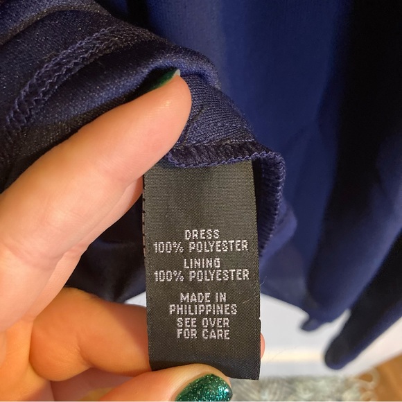 Color block handkerchief hem dress - Picture 5 of 6